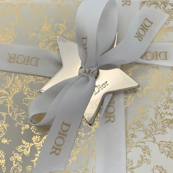 CHRISTIAN DIOR
Star Bag Charm - Picture 3 of 4